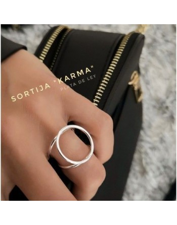 Sortija triple Karma